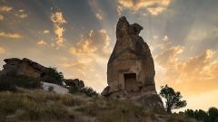 Inscription Munn Materan Monument Goddess Century